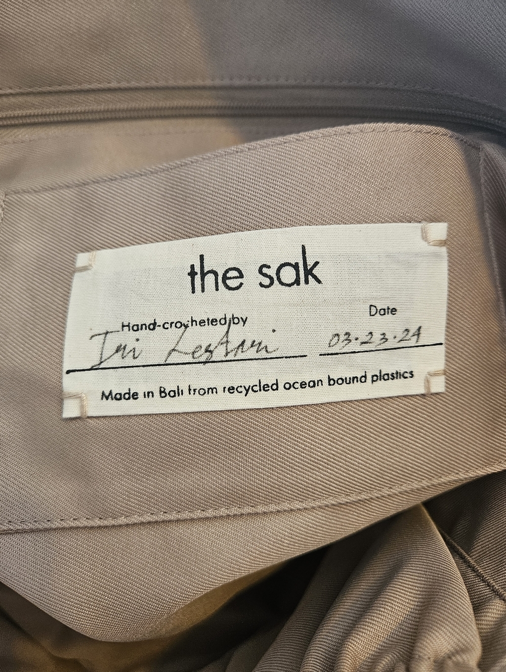 NWT the sak Faye Leather Tote Bag with Crochet Detail - Picture 5 of 5